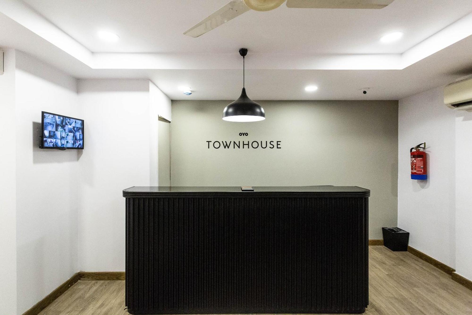 Super Townhouse Habitat New Town Rooms & Party Spaces Kolkata Exterior photo
